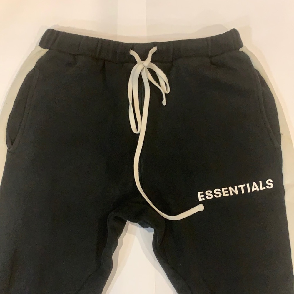 Men’s FOG Essentials Sweatpants